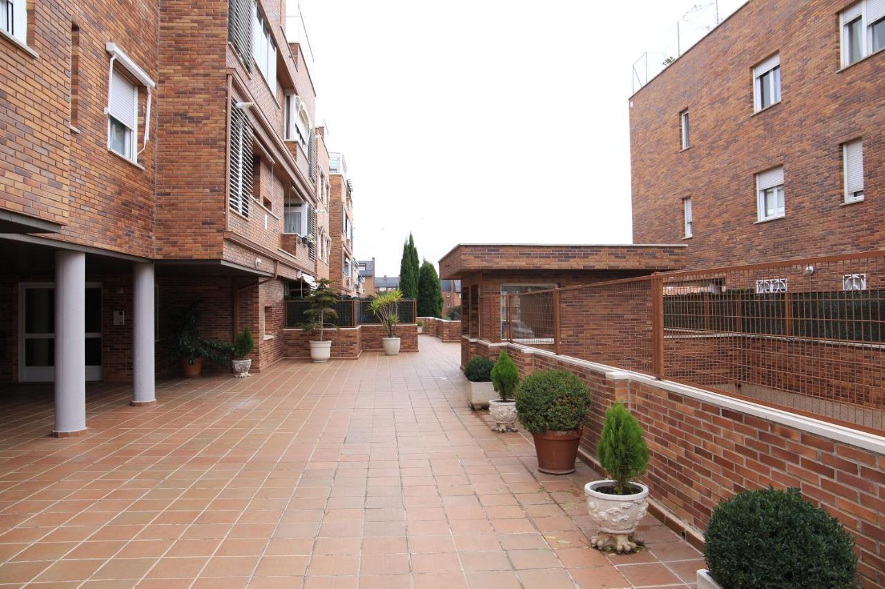 Precioso Apartamento Con Piscina Y Bien Comunicado Las Rozas de Madrid Exterior foto